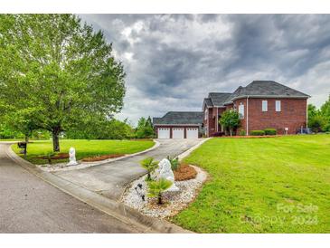 Photo one of 2621 Pine Point Dr York SC 29745 | MLS 4133510