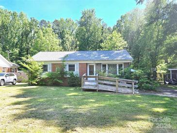 Photo one of 2900 Enfield Rd Charlotte NC 28205 | MLS 4133544