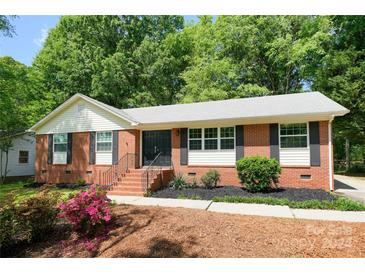 Photo one of 21211 Pine Ridge Dr Cornelius NC 28031 | MLS 4133995