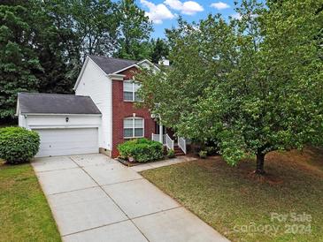 Photo one of 9421 Golden Pond Dr Charlotte NC 28269 | MLS 4135189