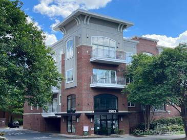 Photo one of 1903 Kenilworth Ave # 210 Charlotte NC 28203 | MLS 4135883