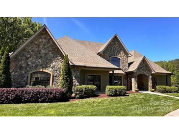 Photo one of 148 Castle Dr Mooresville NC 28117 | MLS 4135967