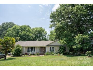 Photo one of 7038 Marlbrook Dr Charlotte NC 28212 | MLS 4136050