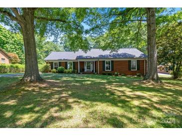 Photo one of 1018 Magnolia St Mooresville NC 28115 | MLS 4136133
