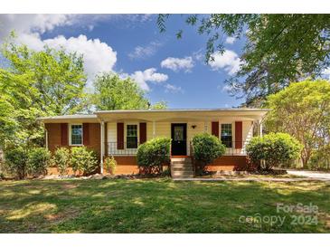 Photo one of 5616 Coulee Pl Charlotte NC 28217 | MLS 4136276