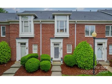 Photo one of 2609 Dilworth Heights Ln Charlotte NC 28209 | MLS 4136940