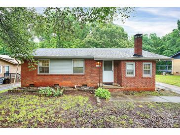 Photo one of 1120 Claremont Rd Charlotte NC 28214 | MLS 4137975