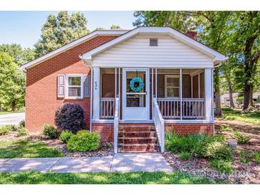 Photo one of 636 Iredell E Ave Mooresville NC 28115 | MLS 4149836