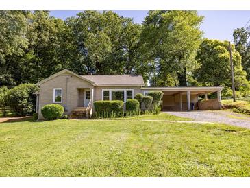 Photo one of 126 31St Ne Ave Hickory NC 28601 | MLS 4150328