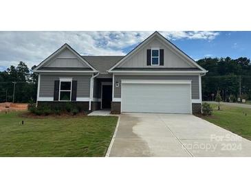 Photo one of 7563 Bridle Ct Sherrills Ford NC 28673 | MLS 4151383