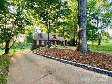 Photo one of 51 Colts Neck Ln Taylorsville NC 28681 | MLS 4152583
