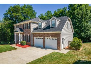 Photo one of 2640 Ironwood Dr Hickory NC 28602 | MLS 4152833