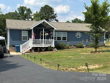 Photo one of 2579 10Th Ne Ave Hickory NC 28601 | MLS 4156591