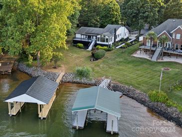 Photo one of 4954 Moonlite Bay Dr Sherrills Ford NC 28673 | MLS 4158225