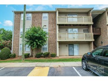 Photo one of 1620 Arlyn Cir # A Charlotte NC 28213 | MLS 4160880