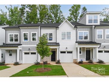 Photo one of 9454 Munsing Dr # 160 Charlotte NC 28269 | MLS 4163299