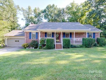 Photo one of 1335 Sunset Rd Charlotte NC 28216 | MLS 4165507