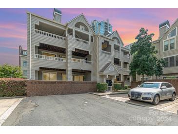 Photo one of 212 W 10Th St # 17 Charlotte NC 28202 | MLS 4167687