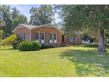 Photo one of 8315 Westbourne Dr Charlotte NC 28216 | MLS 4168146