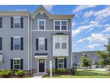 Photo one of 1323 Ashbury St Charlotte NC 28216 | MLS 4169971