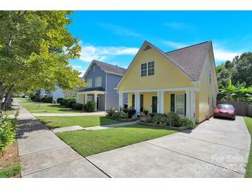 Photo one of 4722 Eaves Ln Charlotte NC 28215 | MLS 4178097