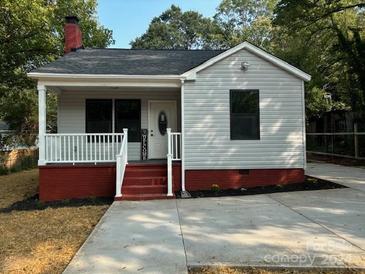 Photo one of 111 1St St Belmont NC 28012 | MLS 4181544