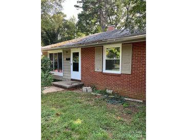 Photo one of 2221 Finchley Dr Charlotte NC 28215 | MLS 4181990