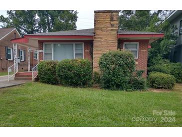 Photo one of 2106 Russell Ave Charlotte NC 28216 | MLS 4182503