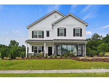 Photo one of 9066 Evercrisp Ln Charlotte NC 28215 | MLS 4182842