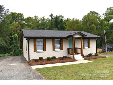 Photo one of 713 N Avon St Gastonia NC 28054 | MLS 4183156