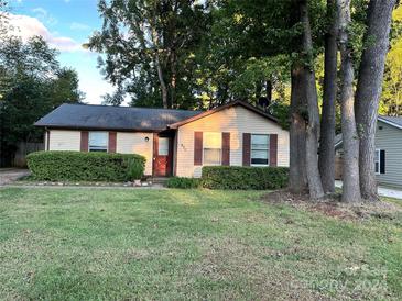 Photo one of 6701 Reddman Rd Charlotte NC 28212 | MLS 4183679