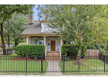 Photo one of 2412 Pinckney Ave Charlotte NC 28205 | MLS 4184668