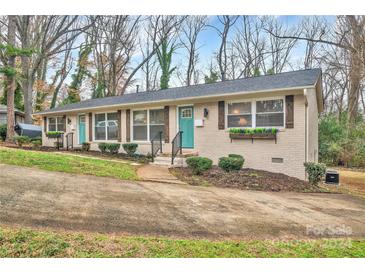 Photo one of 2027 Ibis Ct Charlotte NC 28205 | MLS 4184767