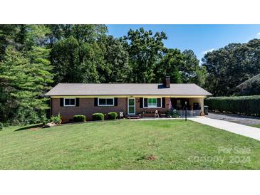 Photo one of 2322 13Th Street Ne Dr Hickory NC 28601 | MLS 4185666