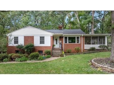 Photo one of 715 2Nd Ave Ne Pl Conover NC 28613 | MLS 4186067