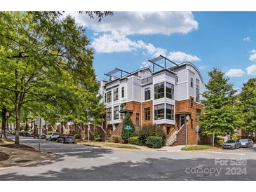 Photo one of 651 E 10Th St Charlotte NC 28202 | MLS 4186325