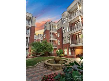 Photo one of 2810 Selwyn Ave # 422 Charlotte NC 28209 | MLS 4187612