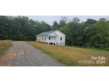 Photo one of 507 32Nd Sw St Hickory NC 28602 | MLS 4192524