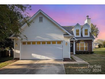 Photo one of 11808 Old Timber Rd Charlotte NC 28269 | MLS 4193595