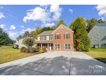 Photo one of 2109 Thorn Crest Dr Waxhaw NC 28173 | MLS 4194234