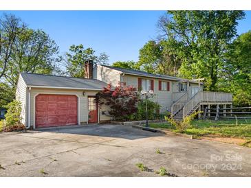 Photo one of 934 Dale Ave Charlotte NC 28216 | MLS 4196177