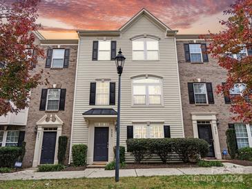 Photo one of 9905 Kings Parade Blvd Charlotte NC 28273 | MLS 4196388