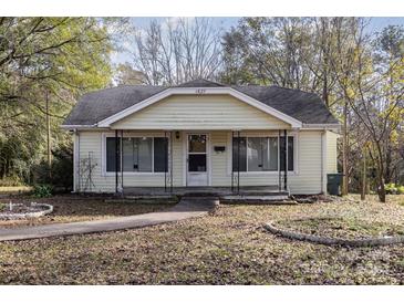 Photo one of 1627 W 5Th Ave Gastonia NC 28052 | MLS 4198968