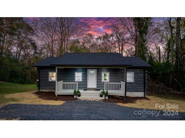 Photo one of 744 22Nd St Hickory NC 28601 | MLS 4201232