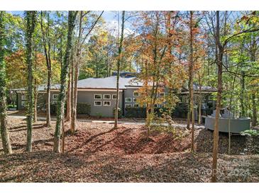 Photo one of 724 Amanda Dr Matthews NC 28104 | MLS 4201521