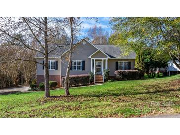 Photo one of 3827 26Th Street Ne Dr Hickory NC 28601 | MLS 4203112