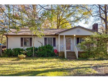 One-story house with a covered porch and well-maintained lawn at 1184 Norman Dr, Rock Hill, SC 29732