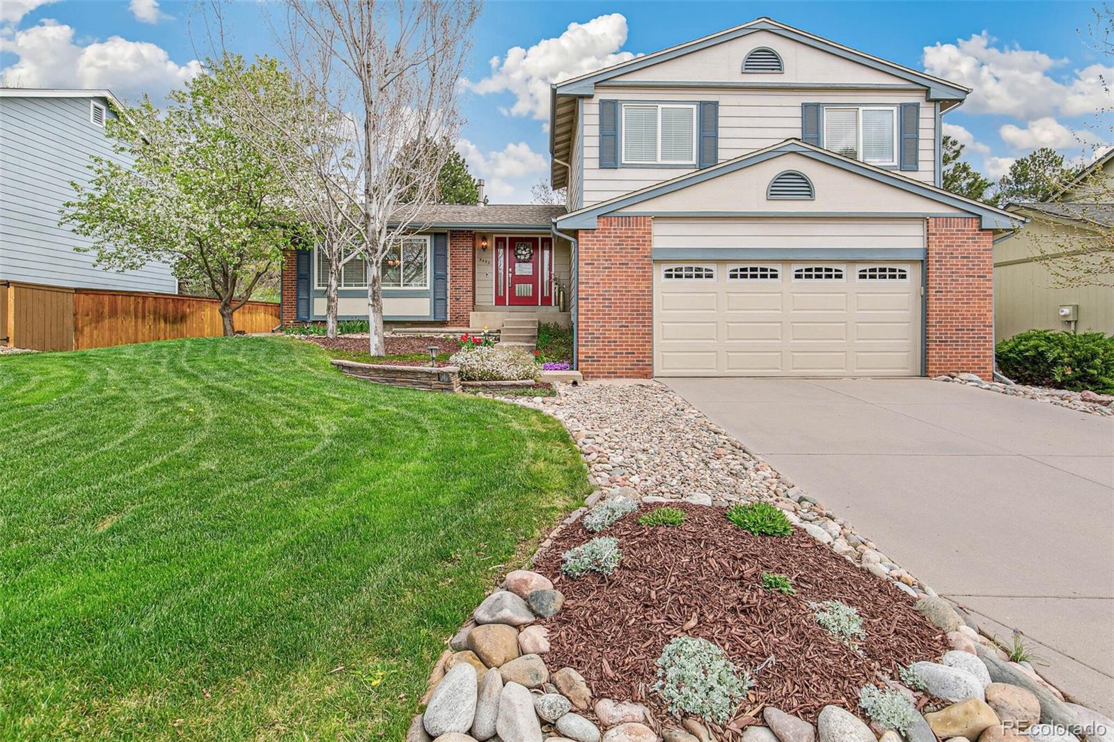 Photo one of 8452 S Sunflower St Highlands Ranch CO 80126 | MLS 1762540