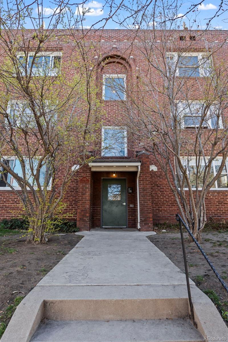 Photo one of 1416 N Downing St # 6 Denver CO 80218 | MLS 2375690