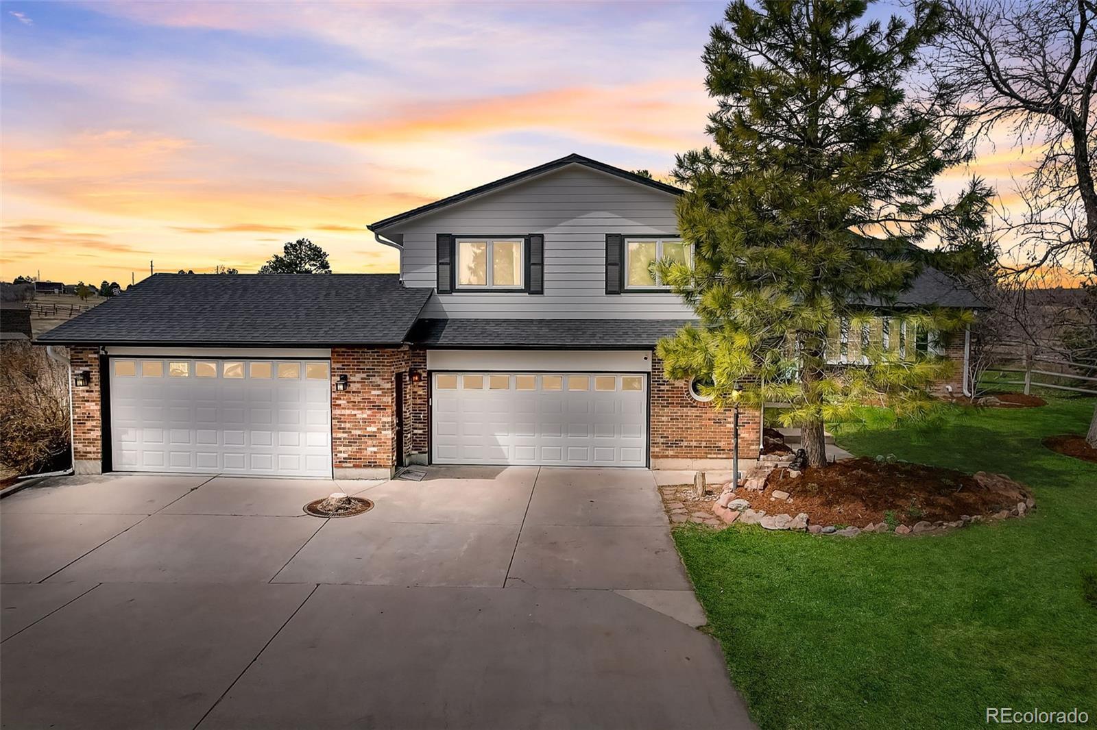 Photo one of 9241 N Palomino Dr Castle Rock CO 80108 | MLS 3459111
